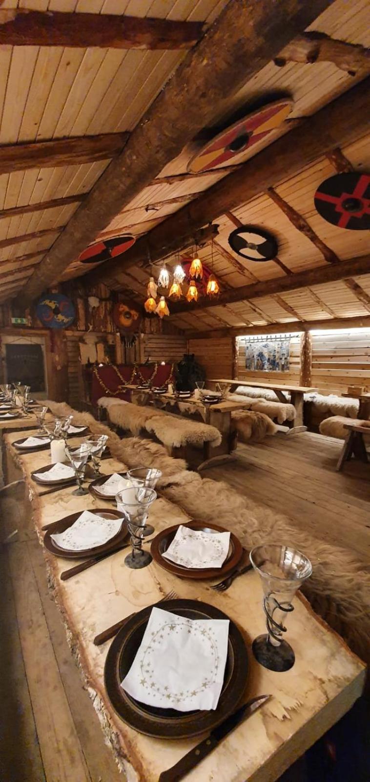 הוילה Sosdala Vittfarnas Vikingaby מראה חיצוני תמונה